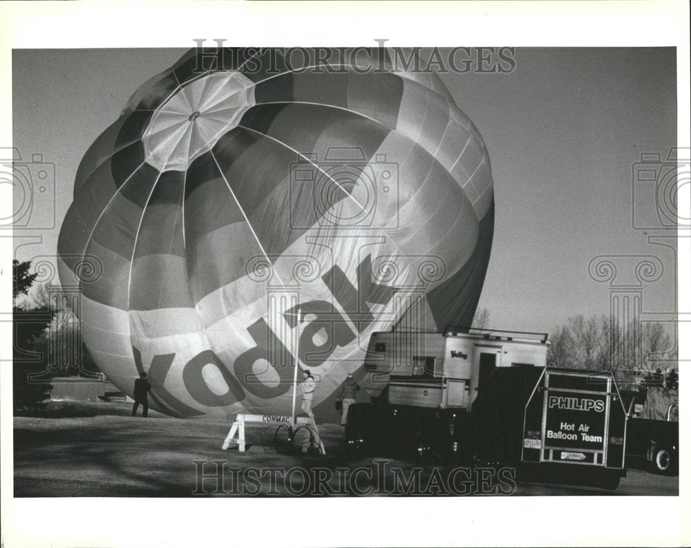 Hot air ballooning sport balloon America - Historic Images