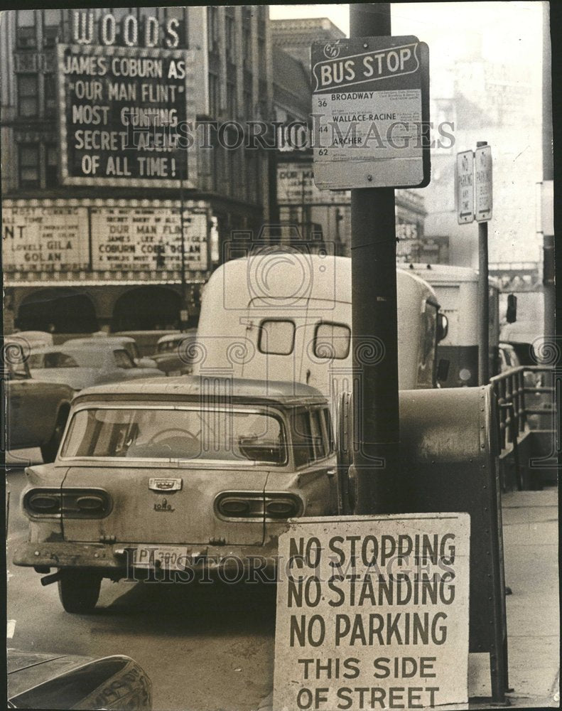 1966 Press Photo Loop Area Illegal Paring Civic Center - RRV68709 - Historic Images