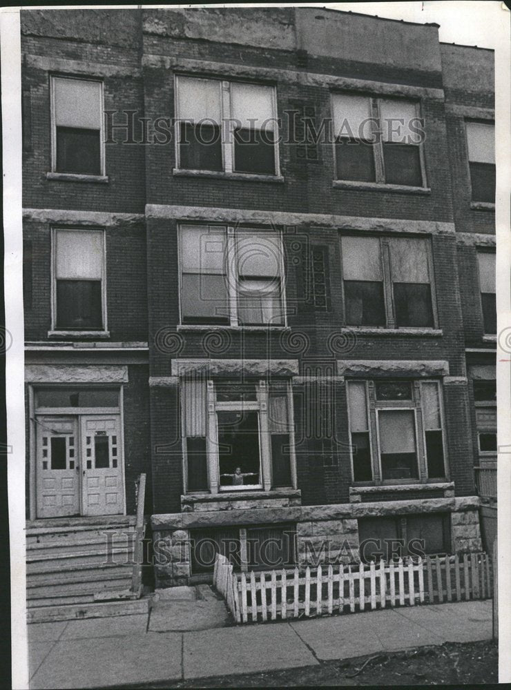 1969 Press Photo Louis Balthazar Children Window Home - RRV69173 - Historic Images