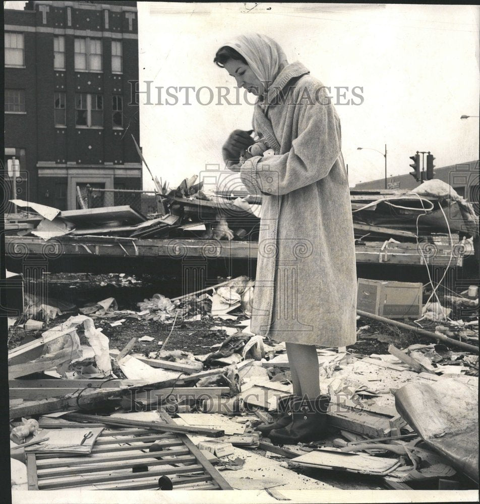 1961 Press Photo debris wreckage storm Chicago home - RRV69641 - Historic Images