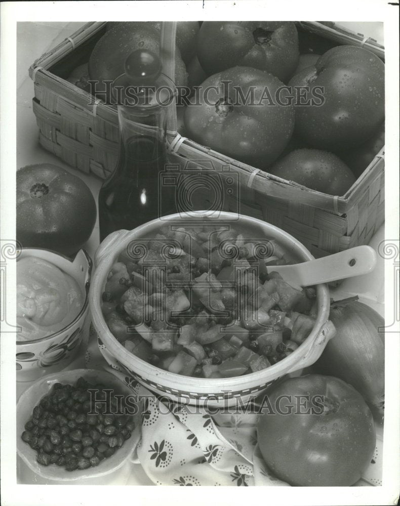 1986 Press Photo Tomatoes Important Ingredient Food - RRV69699 - Historic Images