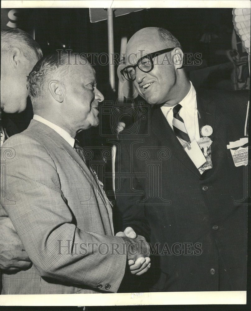 1964 Sen Robert Cherry Meets Sen Roosevelt - Historic Images