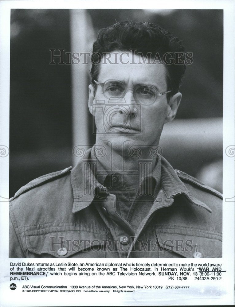 1988 Press Photo David Dukes War Remembrance Television - RRV70133 - Historic Images