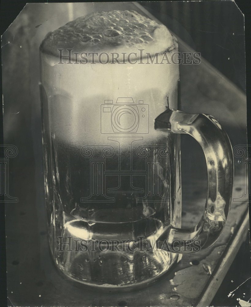 1979 Press Photo Beer Mug Foam - RRV70759 - Historic Images