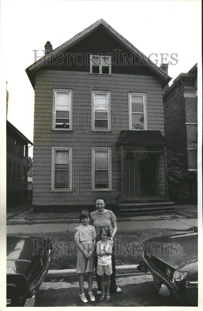 1981 Donna Tritz At Her Chicago Home - Historic Images