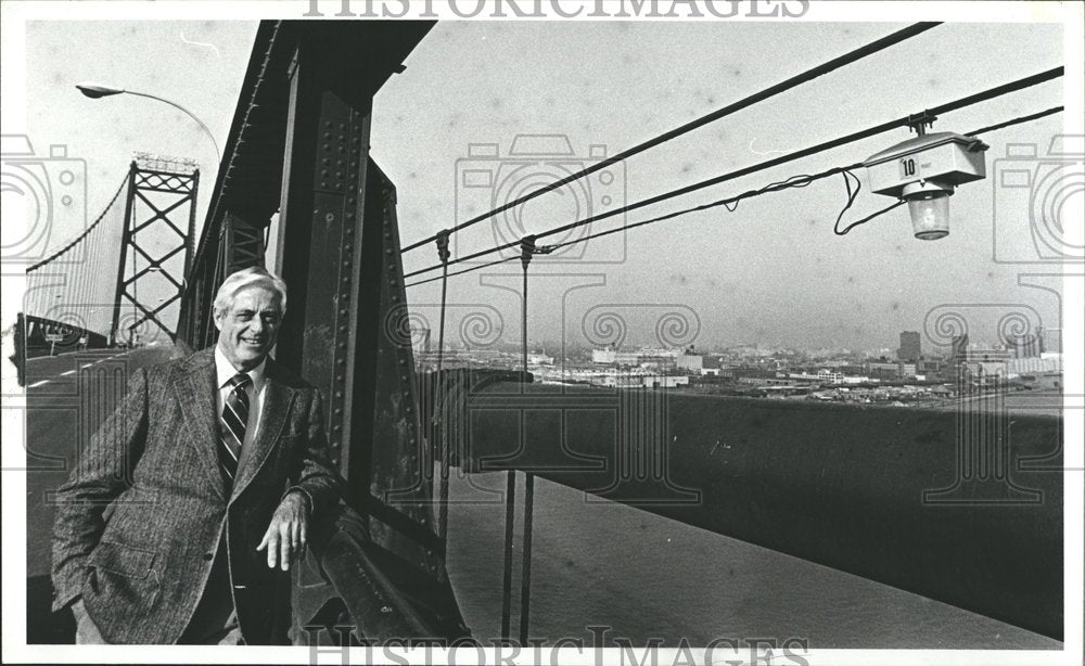 1981 Press Photo Fred Somes the Ambassador Bridge - RRV71123 - Historic Images