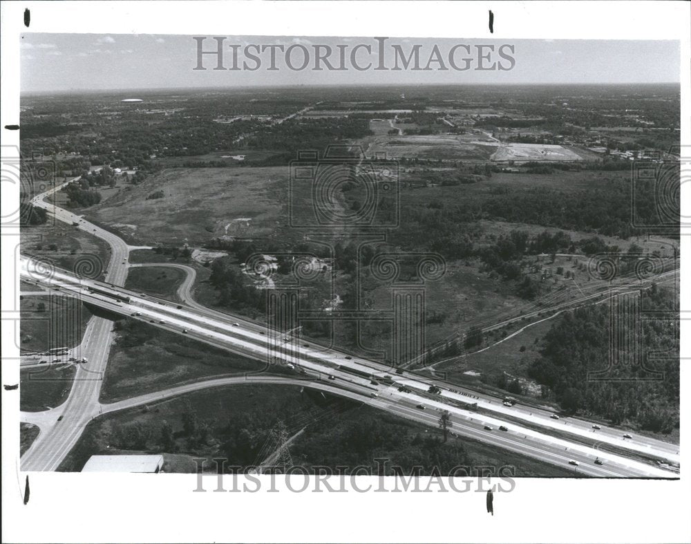 1989 Mega Mall Oakland County I75 Joslyn MI - Historic Images