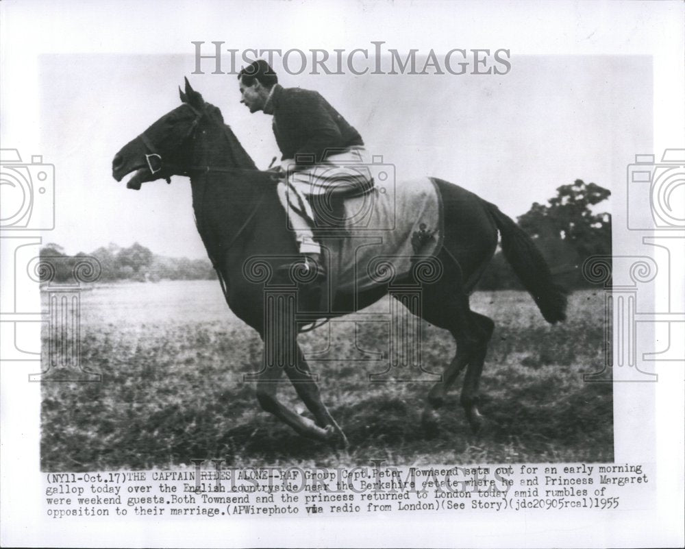 1955 Press Photo RAF Capt,Peter Townsend Morning Gallop - RRV71869 - Historic Images