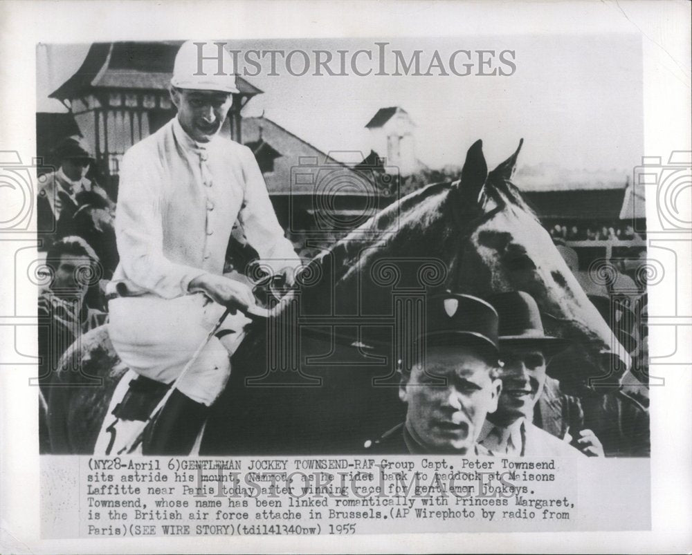 1955 Peter Townsend/British AF/Horse Racing - Historic Images