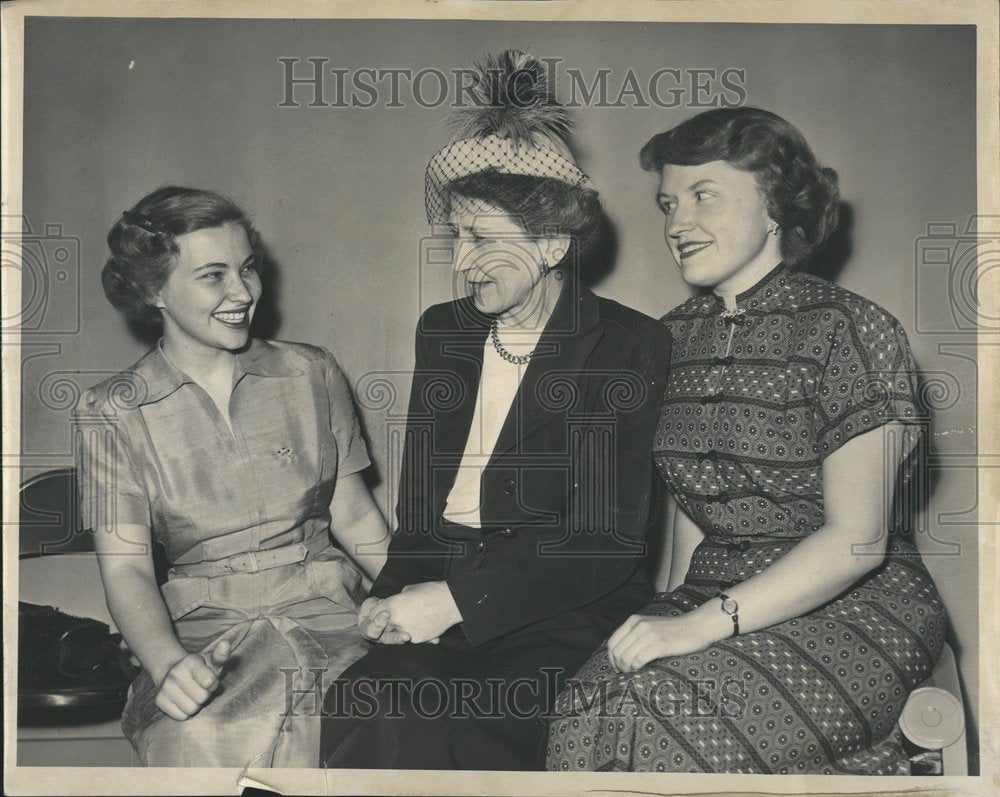 1949, Violet Toth Allen Crow Music Clubs Fed - RRV72121 - Historic Images