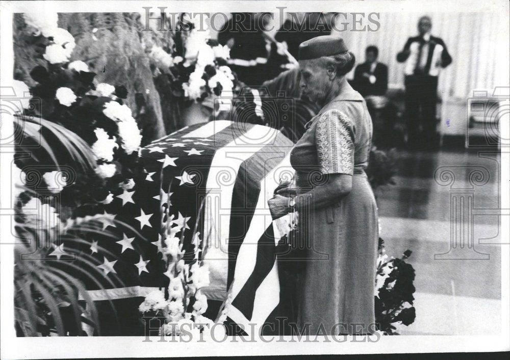 1970 Rose Richards Blind Greene Funeral - Historic Images