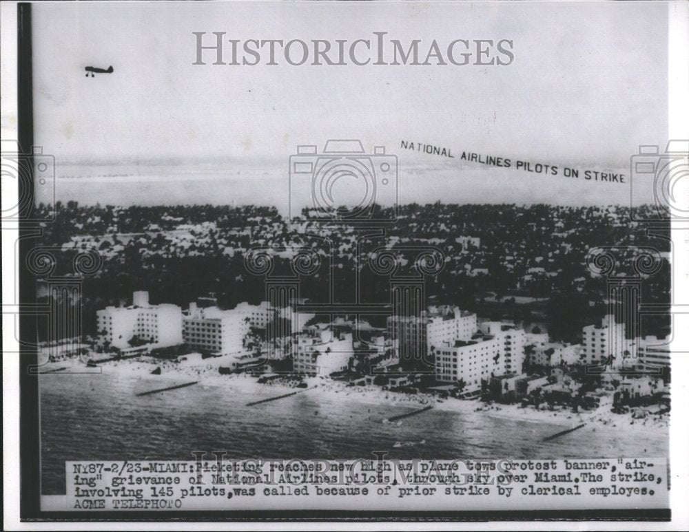 1987 Press Photo Miami National Airlines pilots Air ING - Historic Images