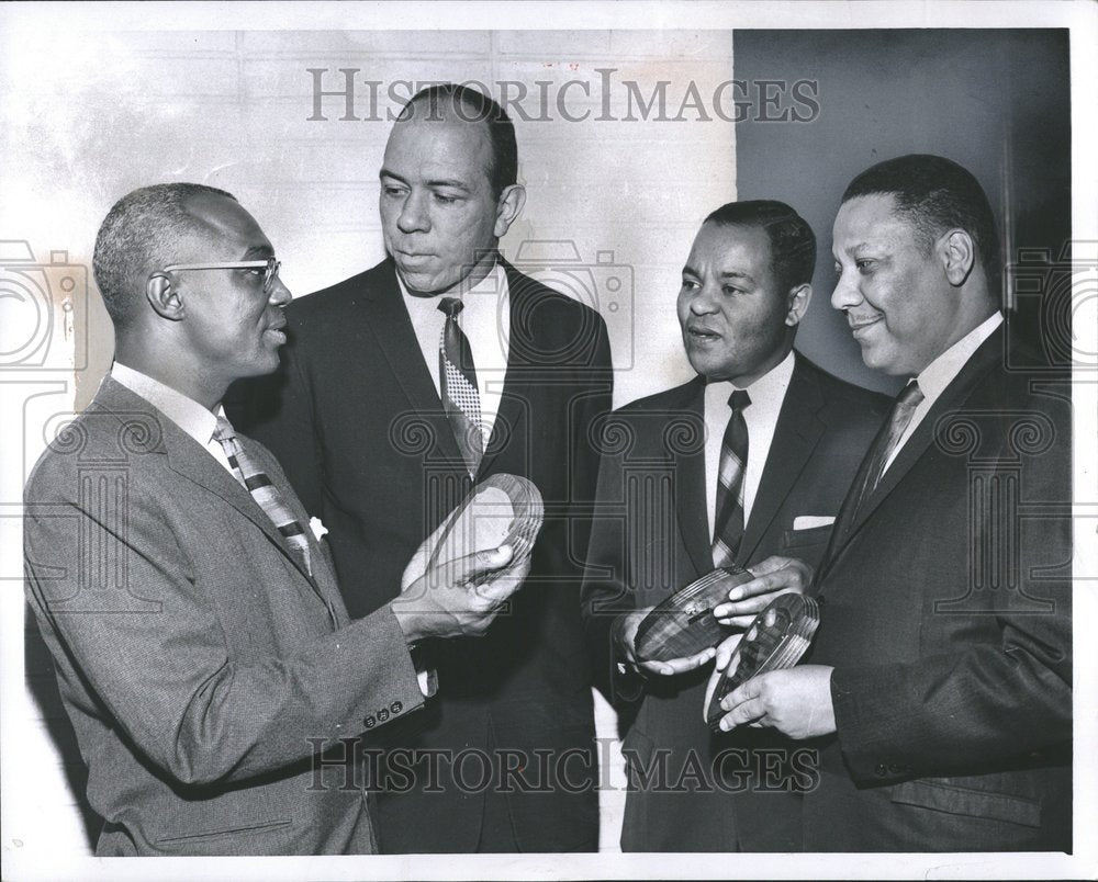 1961 Awards given, Steven Wright, Otis Smit - Historic Images