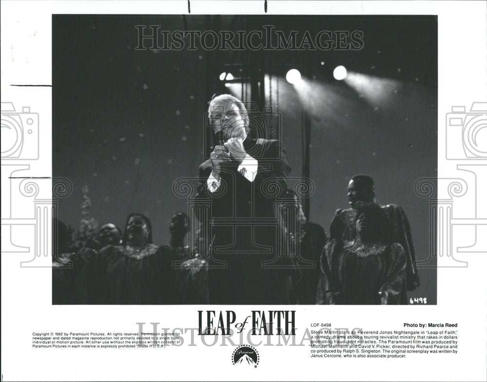 1992 Steve Martin Jones Nightingale Leap - Historic Images