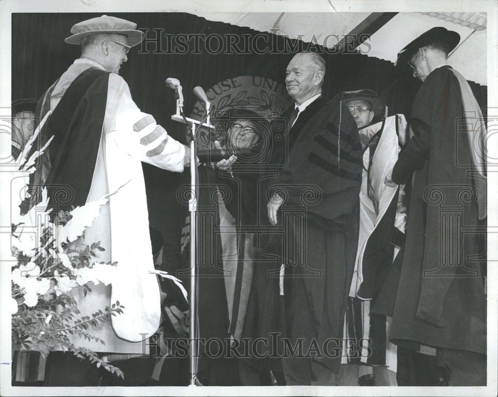 1962 Chancellor William Lou Maxon degree - Historic Images