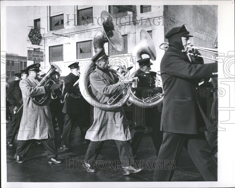 1958 Press Photo Old Newsboys Marching Band - RRV73303 - Historic Images