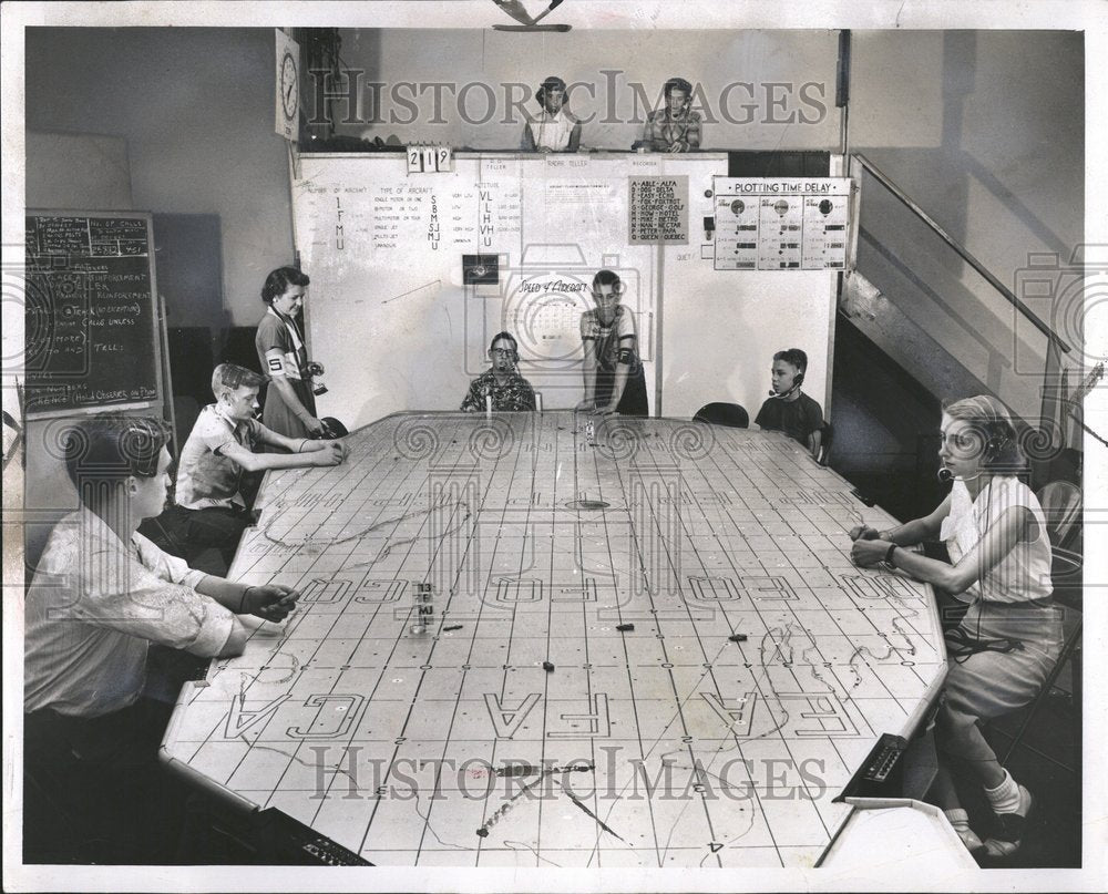 1953 Press Photo Raid Ground abserver Carps letter - RRV73575 - Historic Images