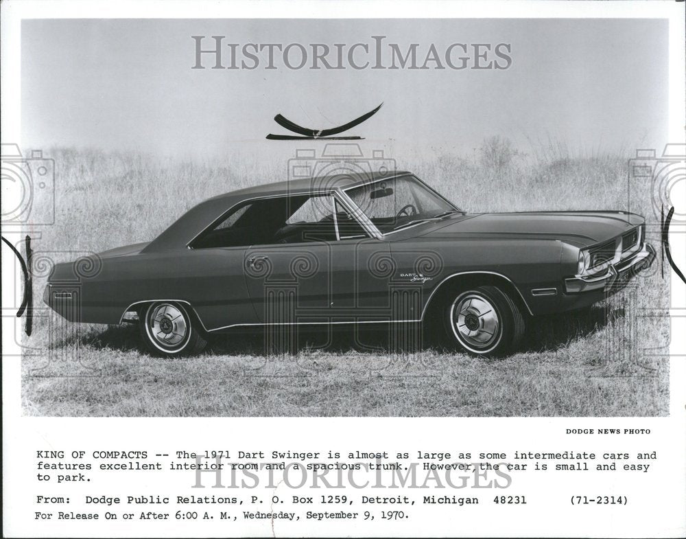 1970, Dart Swinger spacious truck Compacts - RRV73803 - Historic Images