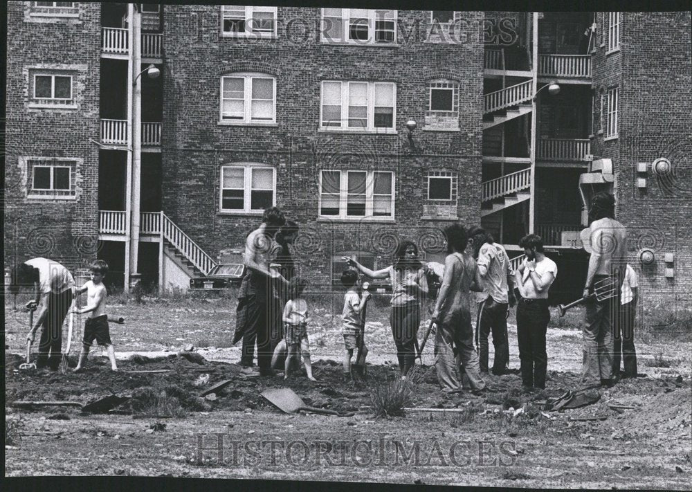 1970 Press Photo North Ave Larabee Sequeirs Urban - Historic Images