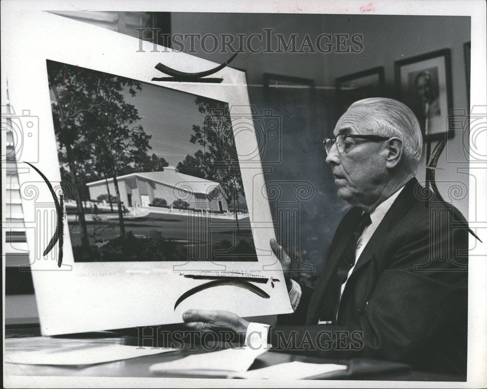 1967 Detroit Zoo Director Frank McInnis-Historic Images