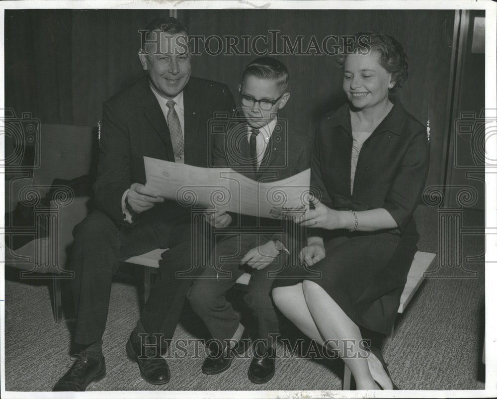 1964 Press Photo Townsend Former Chrysler Auto Wife - Historic Images