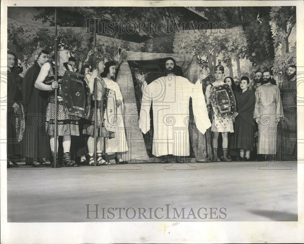 1952, Easter Ressurection - RRV75557 - Historic Images