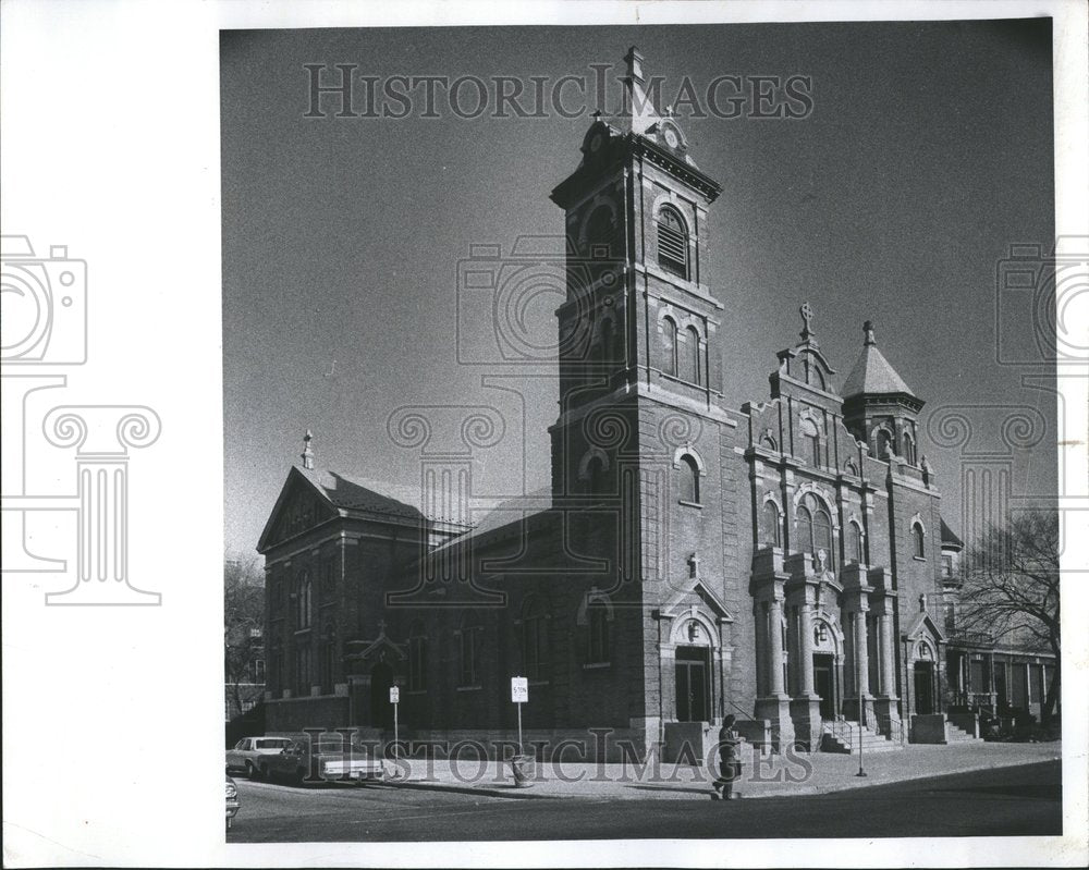 1975 St.Anges Church-Historic Images