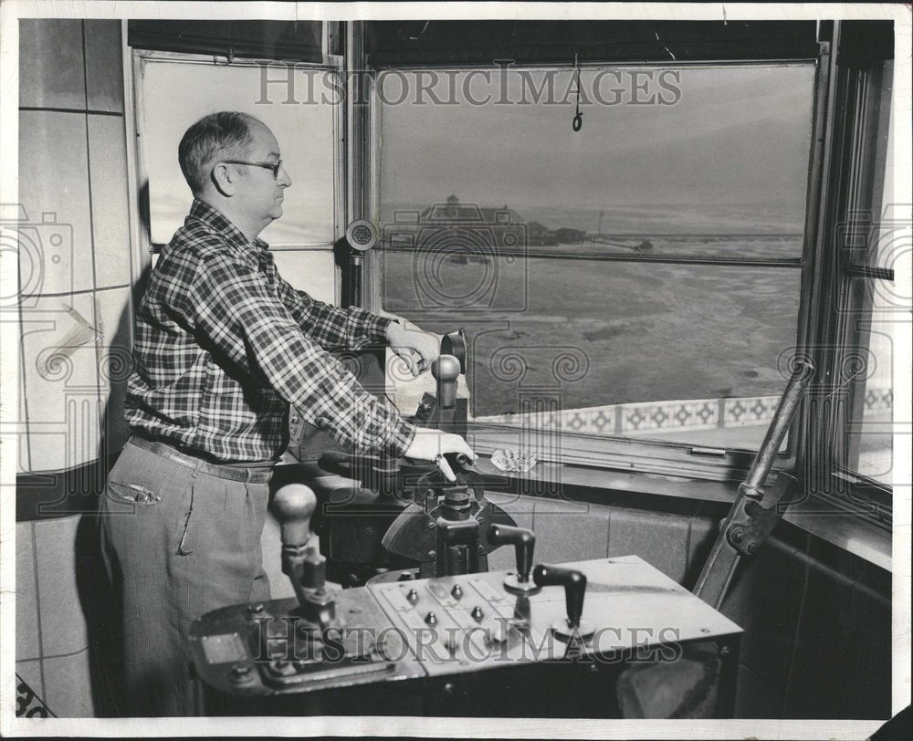 1955, Charles Bennett With a Great View - RRV75953 - Historic Images