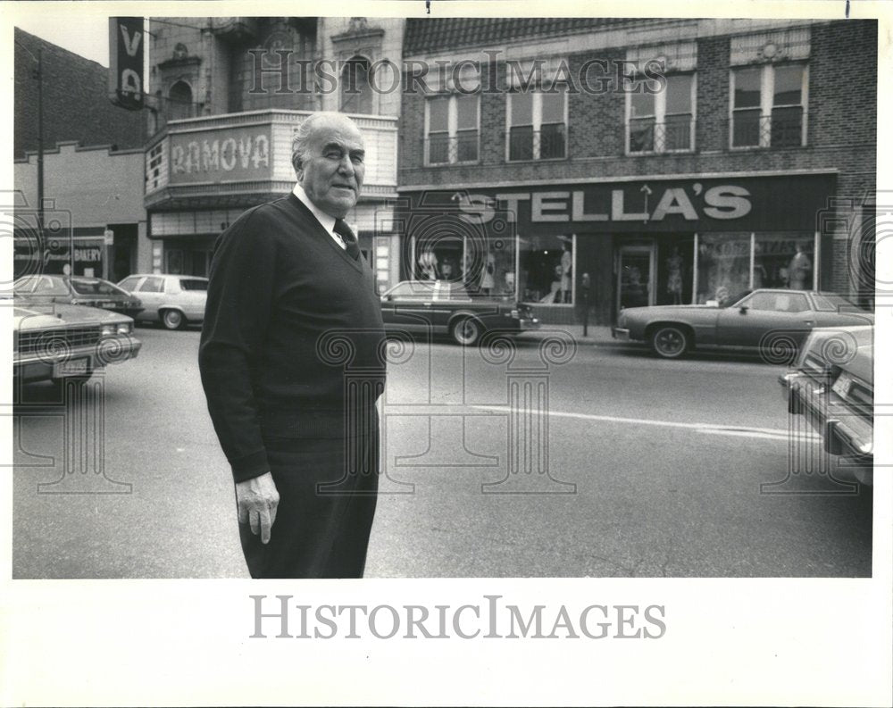 1986, Seymour Michael Stell Store Site - RRV75969 - Historic Images