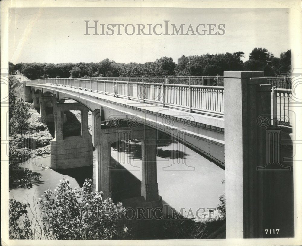 1938, Finest Bridge of its Kind - RRV76043 - Historic Images