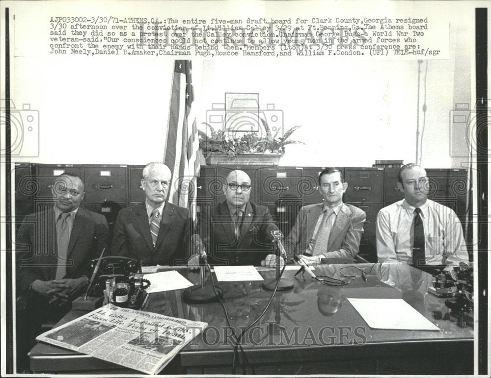 1971, Clark County Draft Board Resigns Trial - RRV76459 - Historic Images