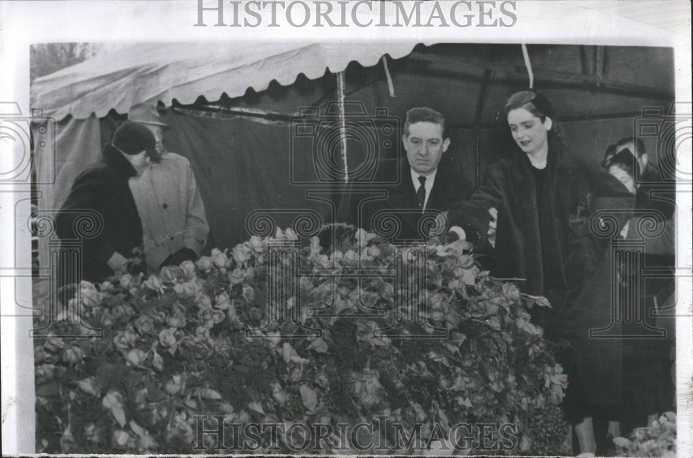 1955 Memorial service of Serge Rubinstein-Historic Images