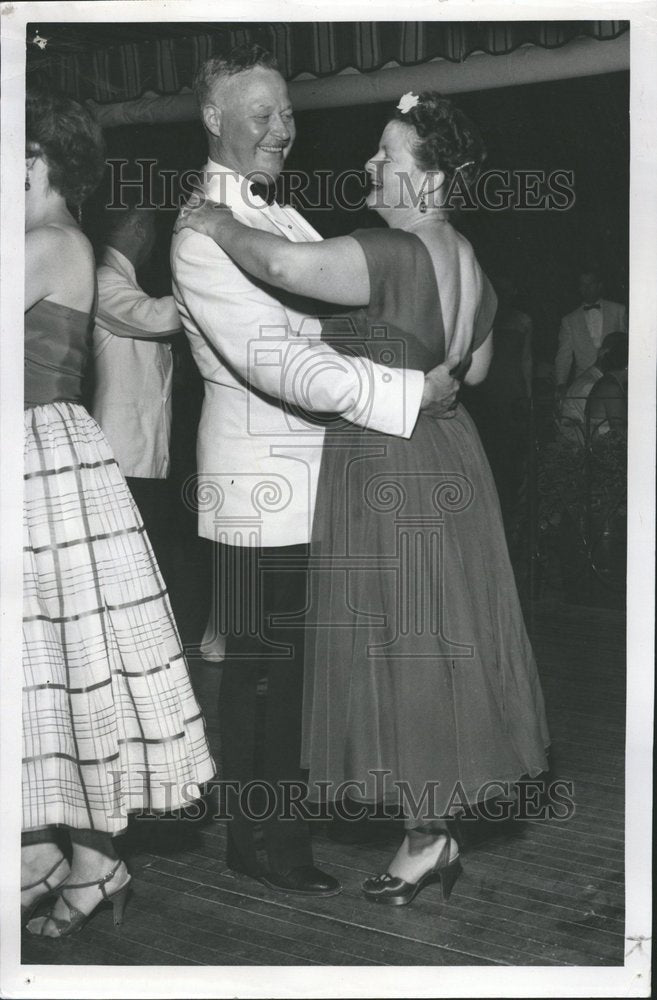 1952 Mr. and Mrs. Reed Dine and Dance - Historic Images