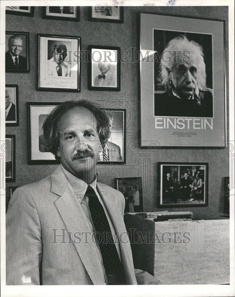 1966 Dr. I. Kaufman Arenberg Researcher-Historic Images
