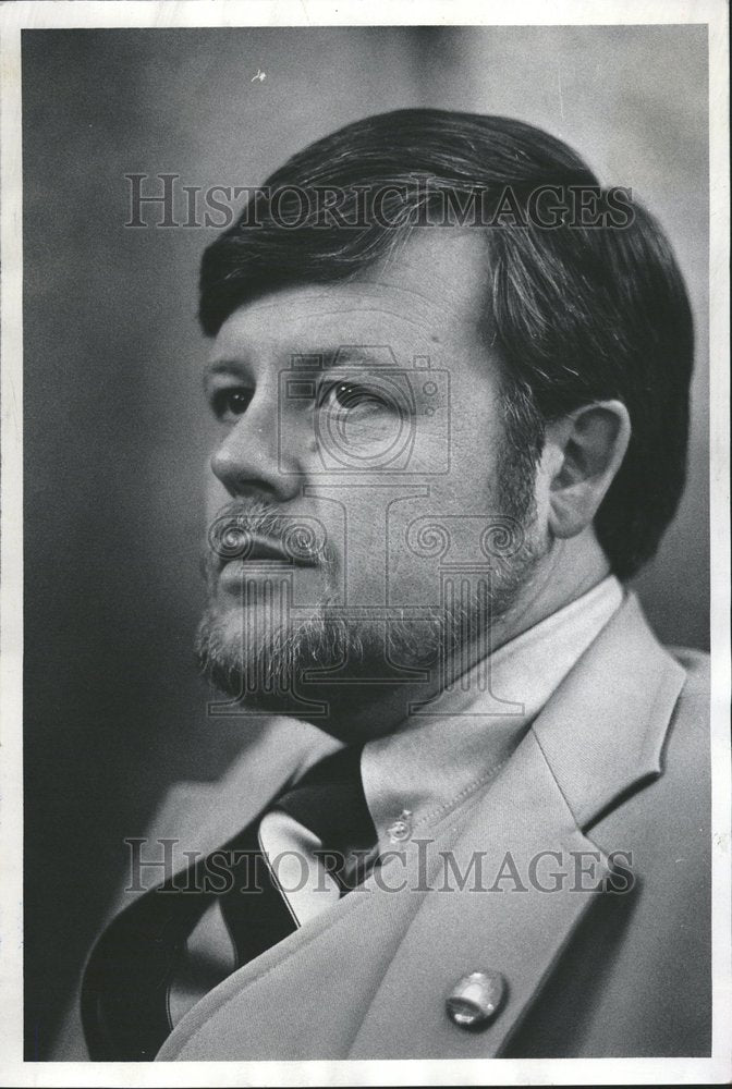 1981 Richard Archer Energy Consultant - Historic Images