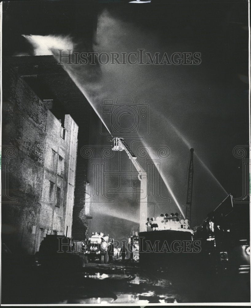 1974, Chicago South Side Warehouse Fire - RRV77539 - Historic Images