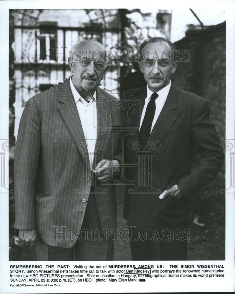 1990, Simon Wiesenthal HBO Ben Kingsley - RRV77891 - Historic Images