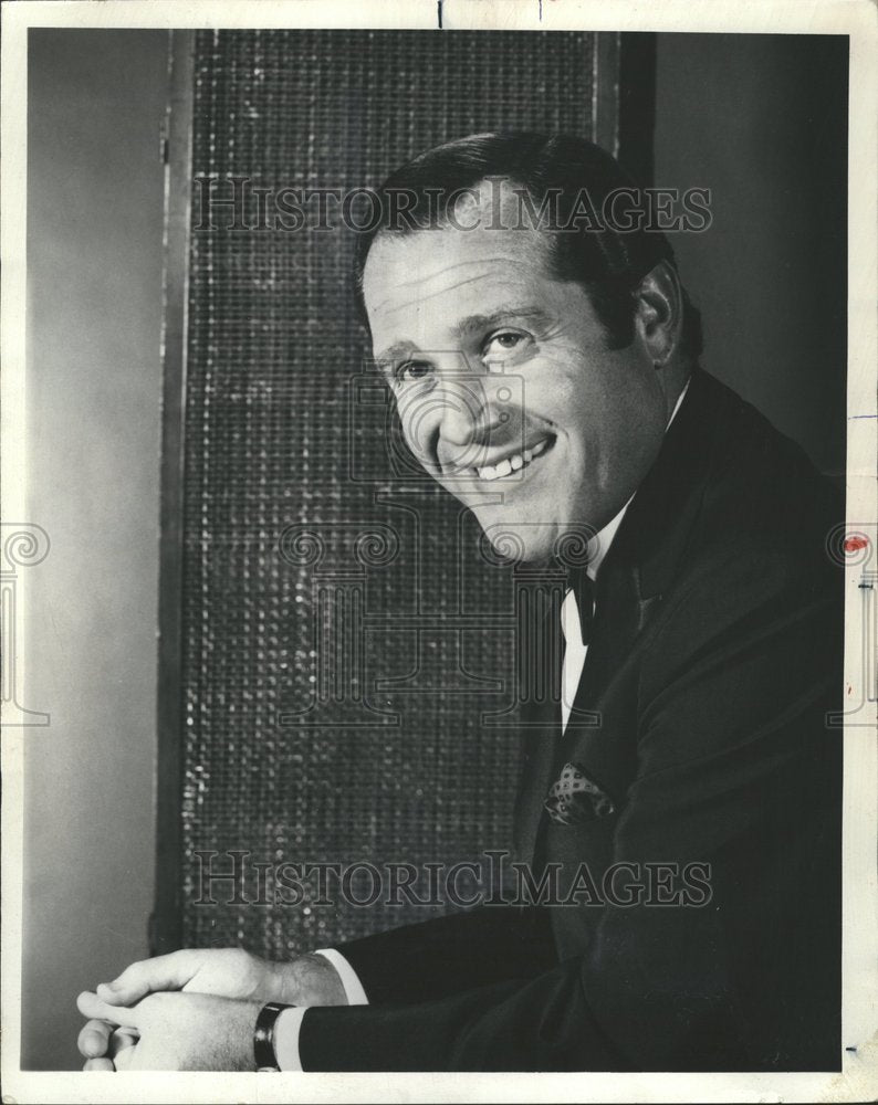 1969 Press Photo Tony Awards Host Alan King - RRV78113 - Historic Images