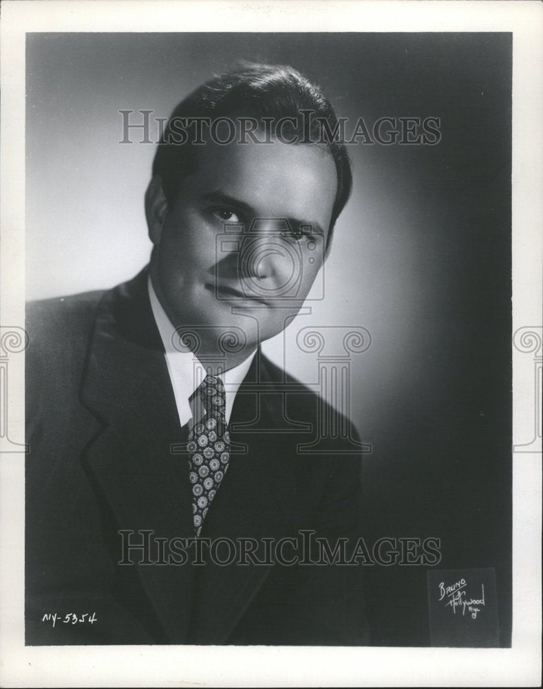 1954, Jon Crain Tenor Chicago Illinois - RRV79251 - Historic Images