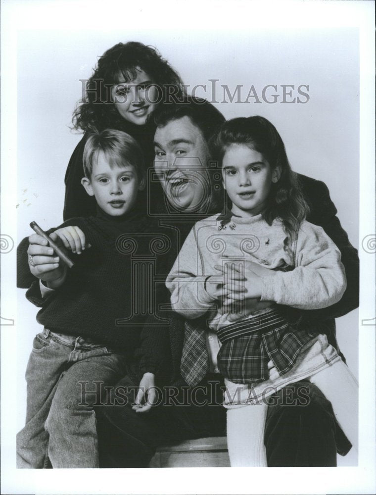 1991, John Candy Gaby Hoffman Jean Kelly - RRV79693 - Historic Images