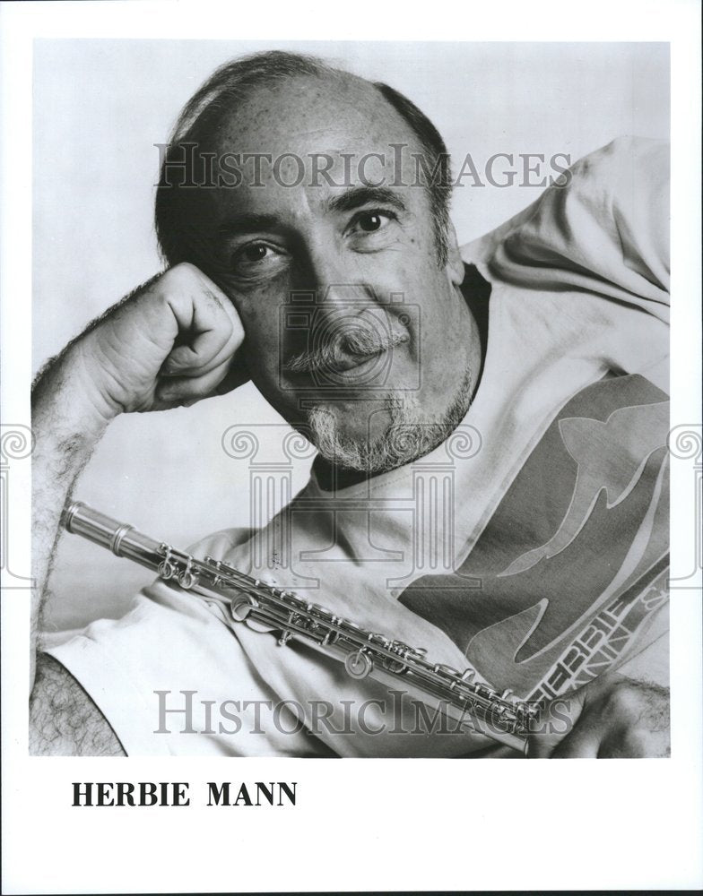 1992 Press Photo Jazz Flutist Herbie Mann - RRV79915 - Historic Images