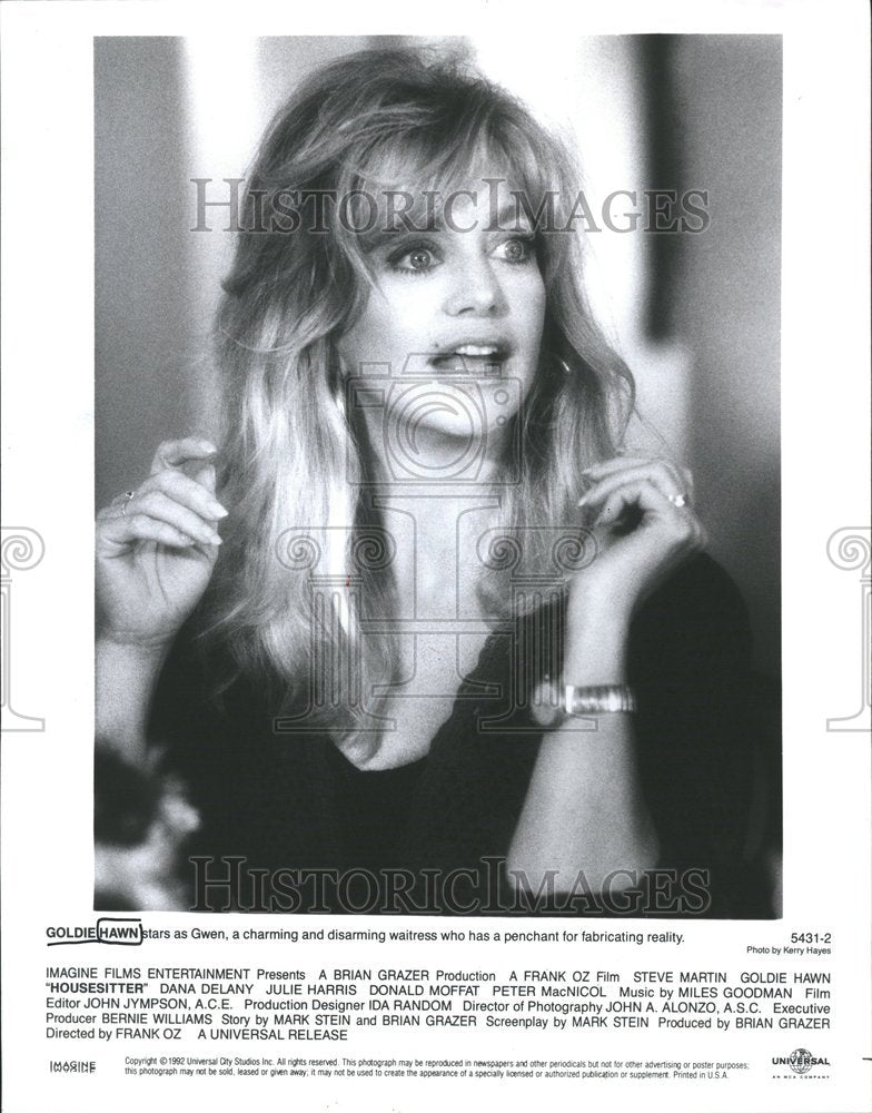 1992, Goldie Hawn actress Housesitter movie - RRV79969 - Historic Images