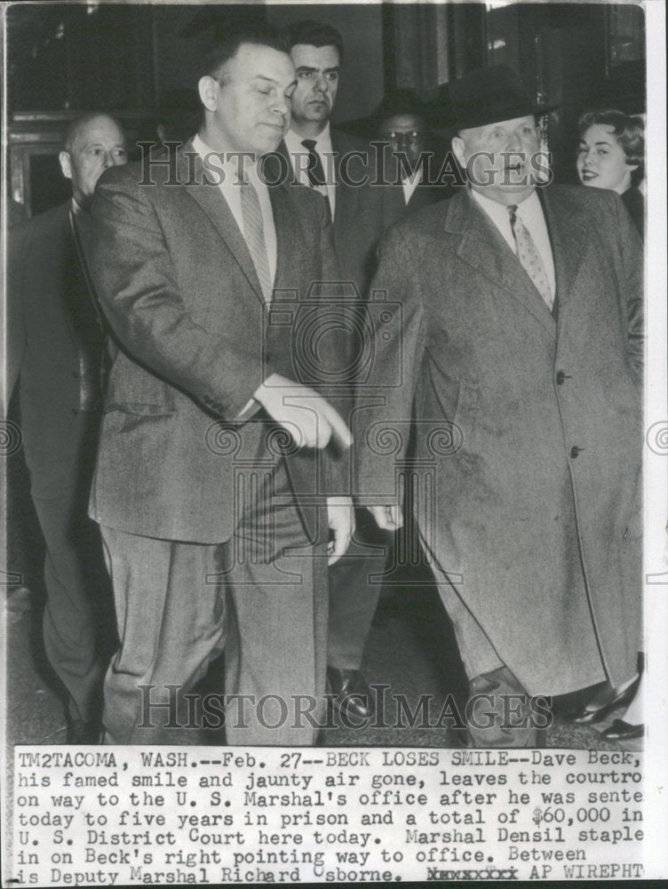 1959 Dave Beck Loses Smile After Sentencing - Historic Images