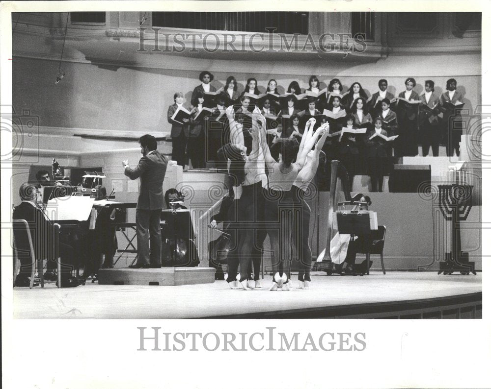 1982, Dancers of Many Lands Orchestra Hall - RRV87211 - Historic Images