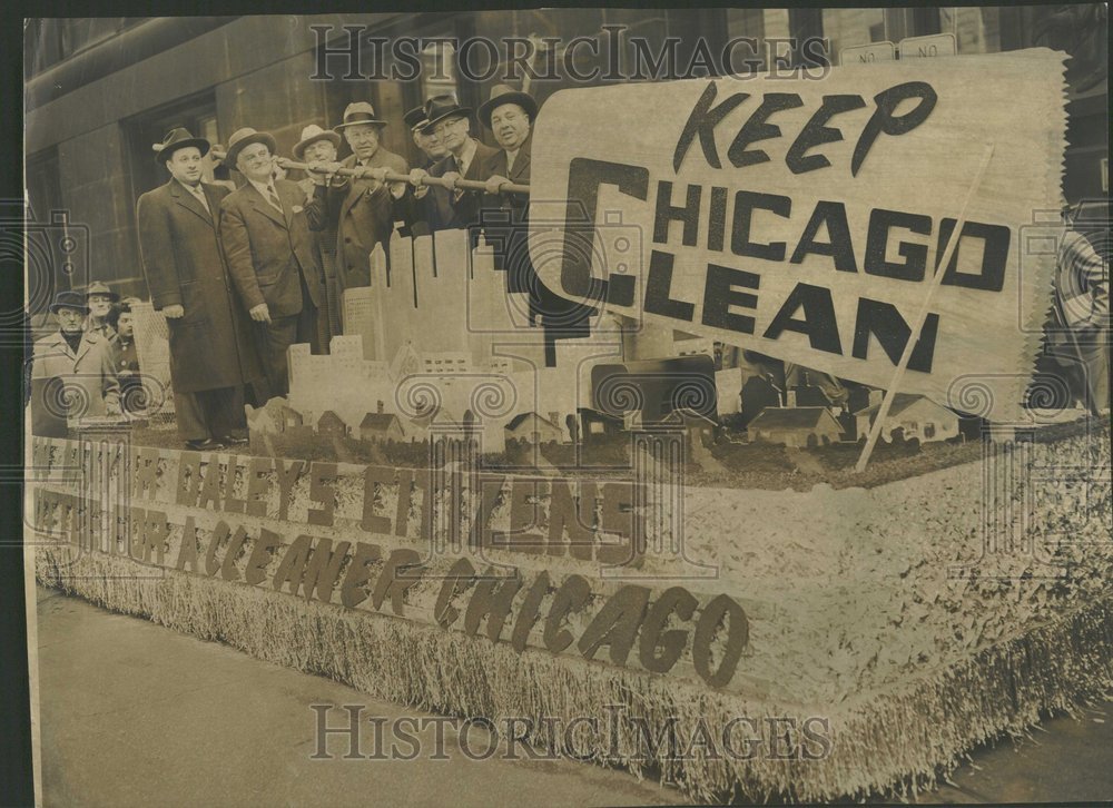 Chicago Float 1956, City Chicago Float Cleanup Parade - RRV87465 - Historic Images