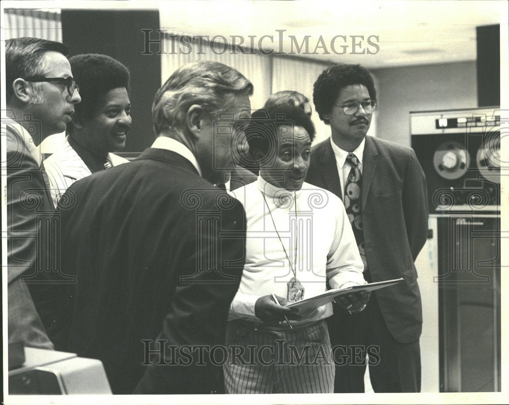 1971, Malcolm X College Gift Chicago Bank - RRV87505 - Historic Images