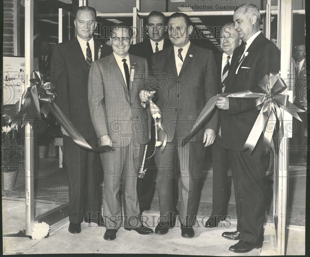 1960 Press Photo Sears Roebuck Store Golf Mill Shopping - Historic Images