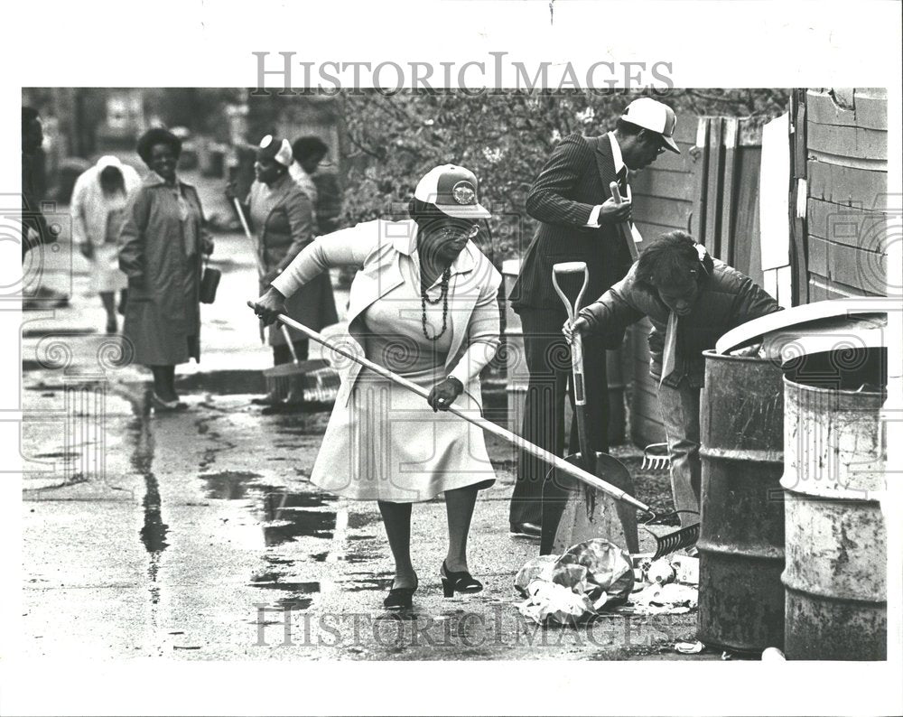 1980, Ragtaggers Community Group Englewood - RRV87757 - Historic Images