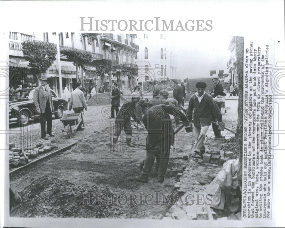 1960, Algiers Barricades Become Paving Stone - RRV88163 - Historic Images