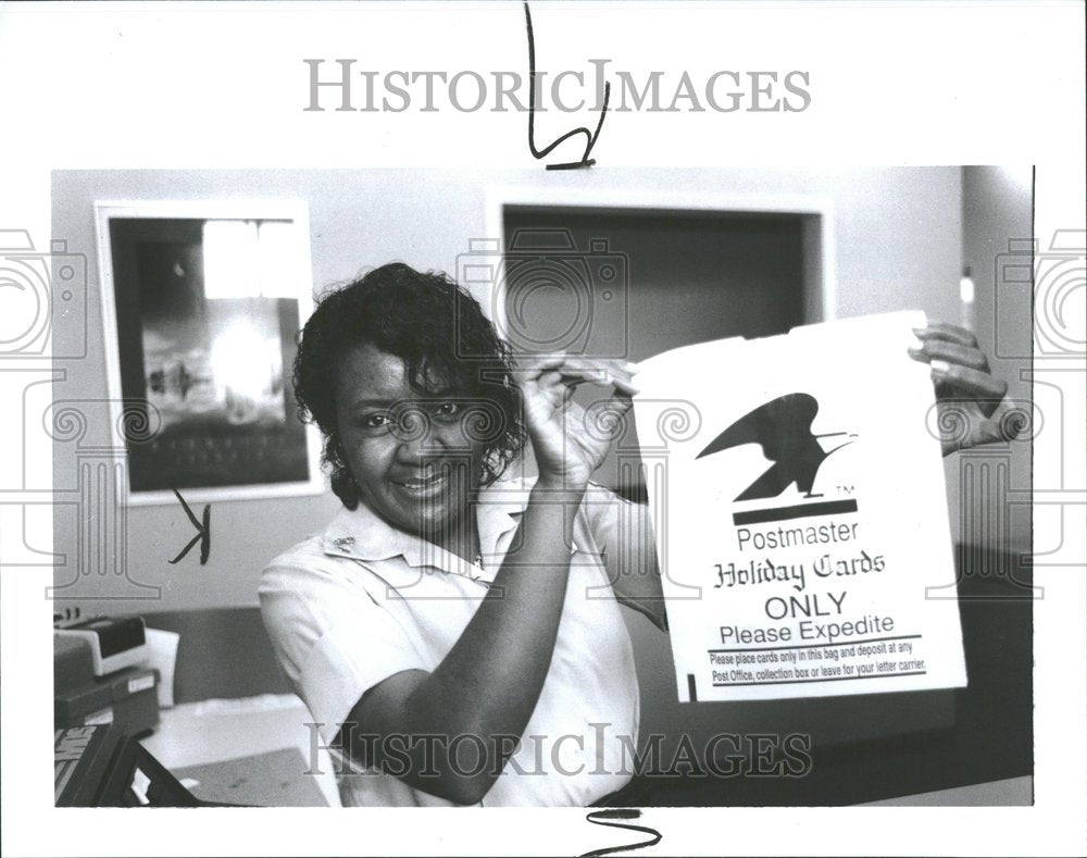 1990 Press Photo Alma Jones Post Office Christmas Mail - Historic Images